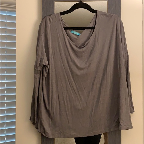 Gray oversized long sleeve top - Picture 1 of 1